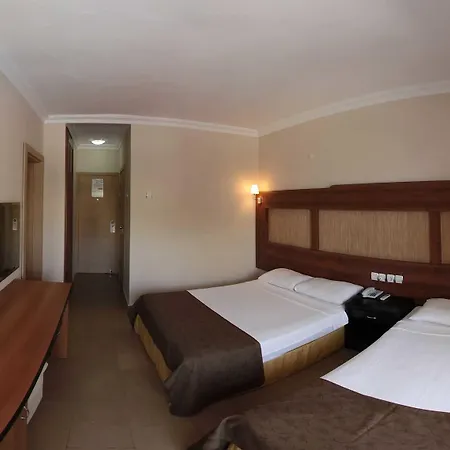 Hotel Club Munamar 4*