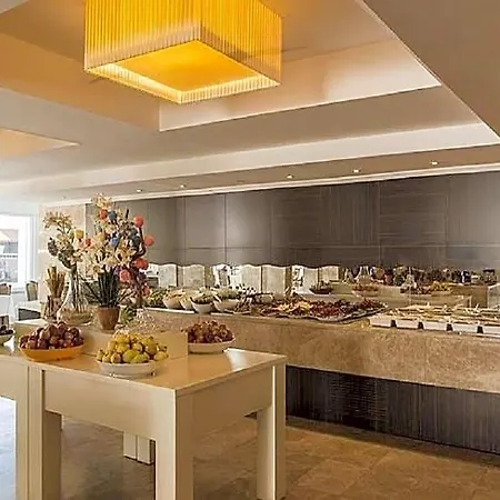 Otel Club Munamar 4*