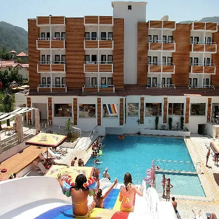 Club Munamar Hotel