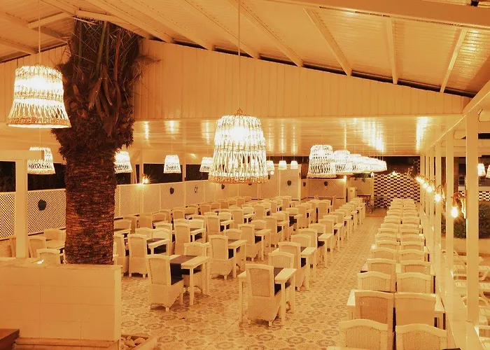 Club Munamar מלון 4*