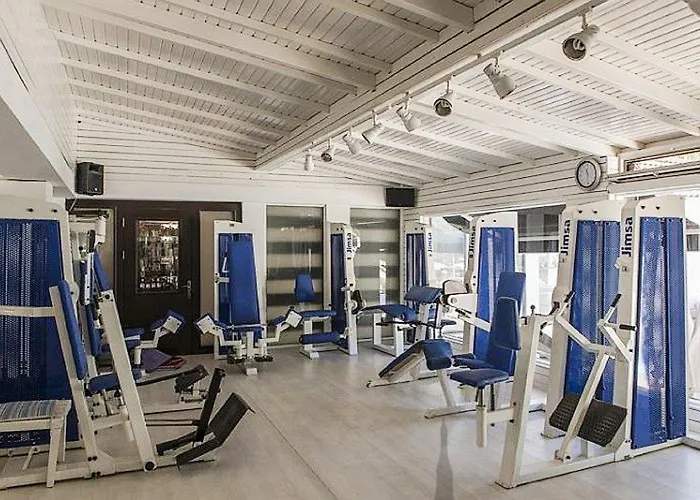 Club Munamar מלון מרמריס