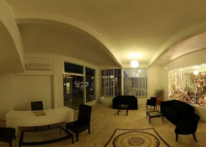 Club Munamar מלון 4*