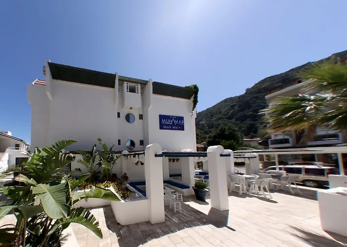 Club Munamar 4* מרמריס