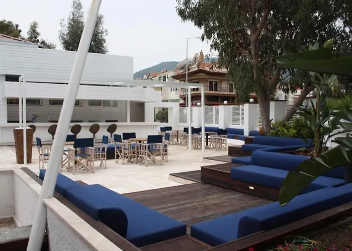 מלון Club Munamar 4*