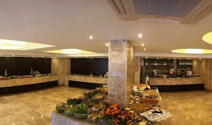 מלון Club Munamar מרמריס