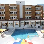Otel Club Munamar 4*