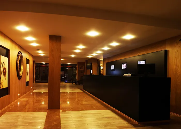 Club Munamar Hotel 4*